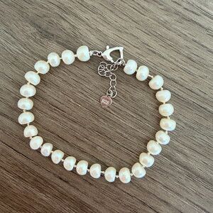 Elegant freshwater pearl bracelet 
with Sterling silver clasp
